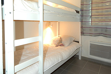 Residence Les Demeures de la Massane - Vacancéole - Argelès sur mer - 1 bedroom cabin apartment, sleep 6 - Bedroom